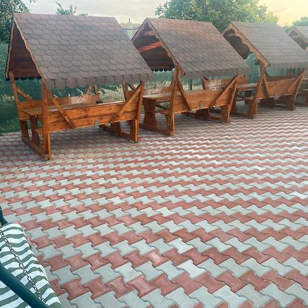 Affittacamere Casa Laura Corbu  Esterno foto